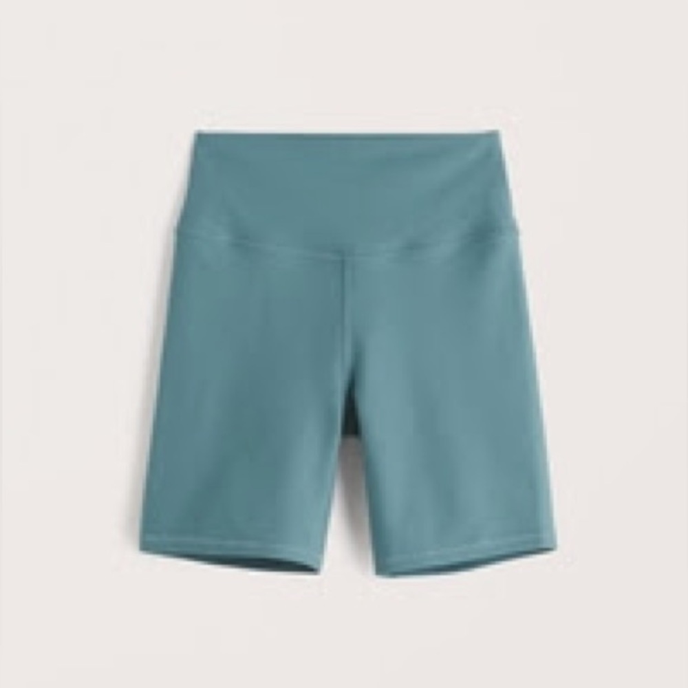 Abercrombie 7” Biker Shorts